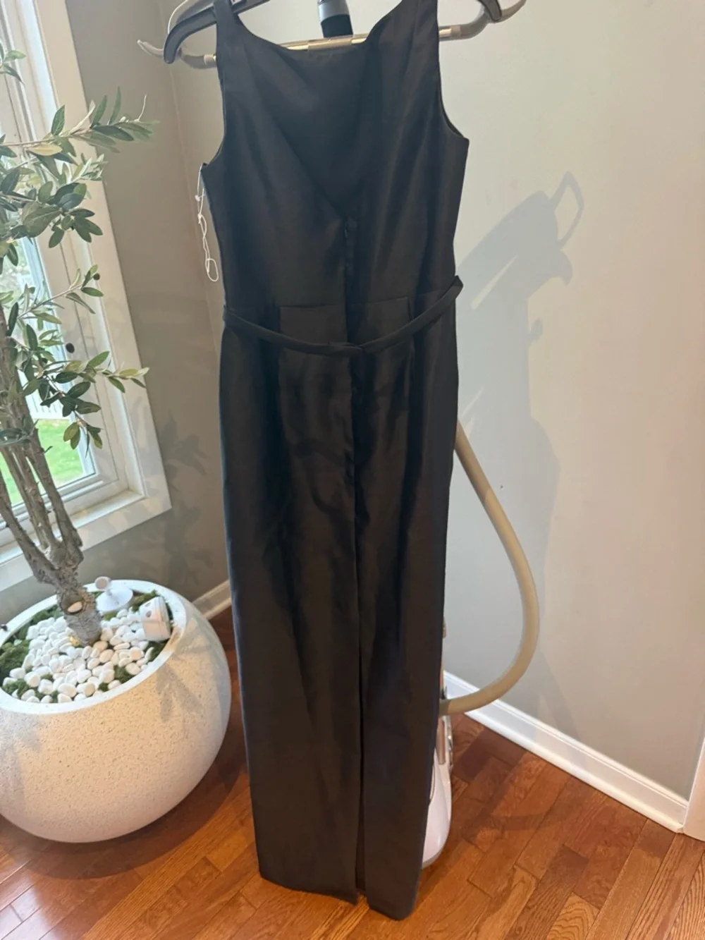 Alfred Sung Sleeveless Satin Twill Column Gown - Picture 6 of 10